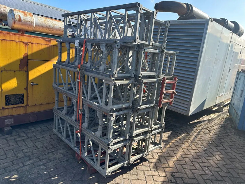 Construction machinery Bouwlift Fraco FRSM - 3000 Vertical Mast Steiger Lift Honda Aanhanger: picture 11 Construction machinery Bouwlift Fraco FRSM - 3000 Vertical Mast Steiger Lift Honda Aanhanger: picture 11