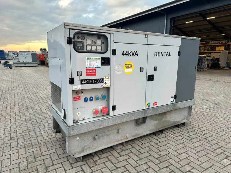 Europower EPUS44TDE Kubota Leroy Somer 44 kVA Supersilent Rental generatorset - Generator set: picture 1 Europower EPUS44TDE Kubota Leroy Somer 44 kVA Supersilent Rental generatorset - Generator set: picture 1