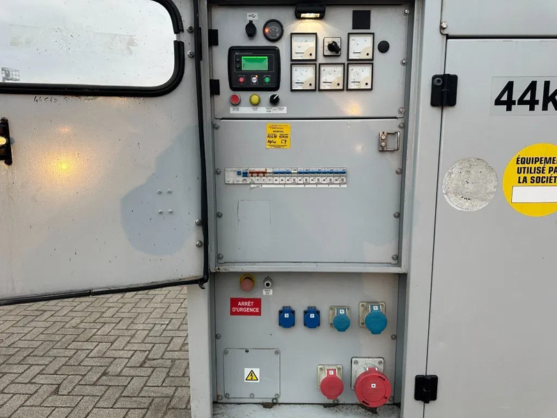 Europower EPUS44TDE Kubota Leroy Somer 44 kVA Supersilent Rental generatorset - Generator set: picture 3 Europower EPUS44TDE Kubota Leroy Somer 44 kVA Supersilent Rental generatorset - Generator set: picture 3