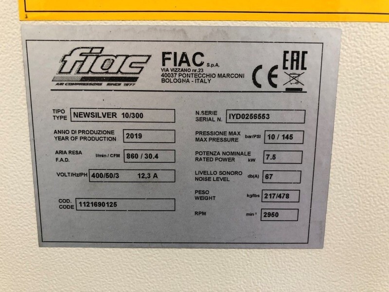 Fiac New Silver D 10 / 300 Silent 7.5 kW 860 L / min 10 bar Elektrische Schroefcompressor met ketel en droger - Air compressor: picture 3 Fiac New Silver D 10 / 300 Silent 7.5 kW 860 L / min 10 bar Elektrische Schroefcompressor met ketel en droger - Air compressor: picture 3
