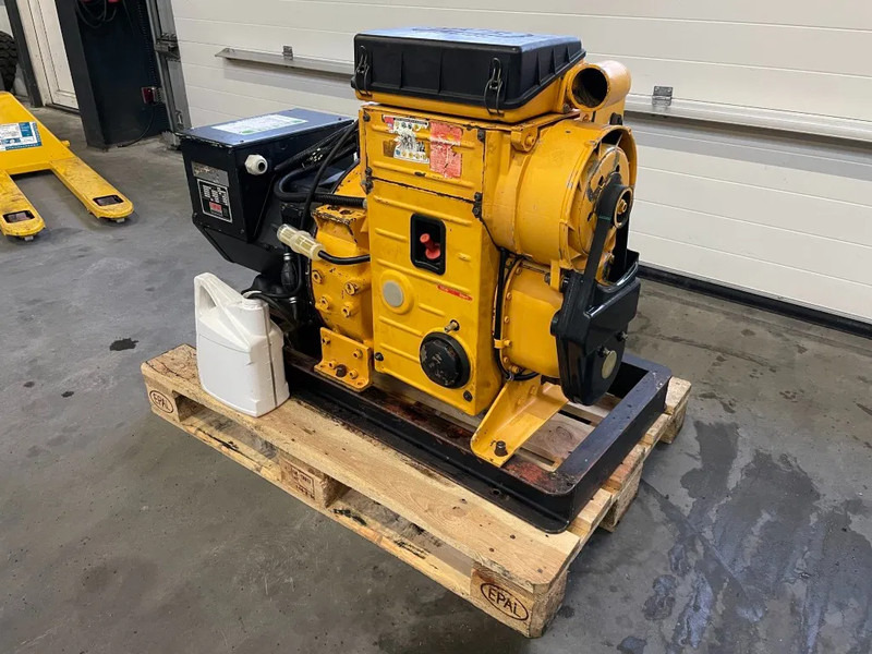 Hatz 2M40H Stamford 25 kVA generatorset - Generator set: picture 2 Hatz 2M40H Stamford 25 kVA generatorset - Generator set: picture 2