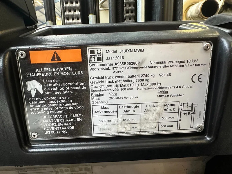 Hyster J1.8XN MWB 1.8 ton Triplex Freelift Sideshift Positioner Elektra Heftruck Accu 2023 - Electric forklift: picture 4 Hyster J1.8XN MWB 1.8 ton Triplex Freelift Sideshift Positioner Elektra Heftruck Accu 2023 - Electric forklift: picture 4
