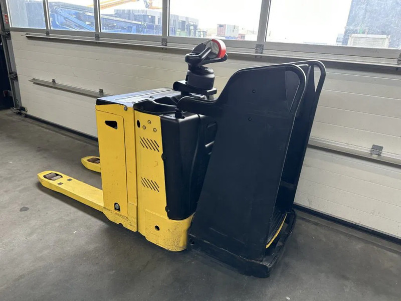 Hyster P2.0S FBW 2 ton Pallettruck Meerijder Elektra Palletwagen - Pallet truck: picture 4 Hyster P2.0S FBW 2 ton Pallettruck Meerijder Elektra Palletwagen - Pallet truck: picture 4