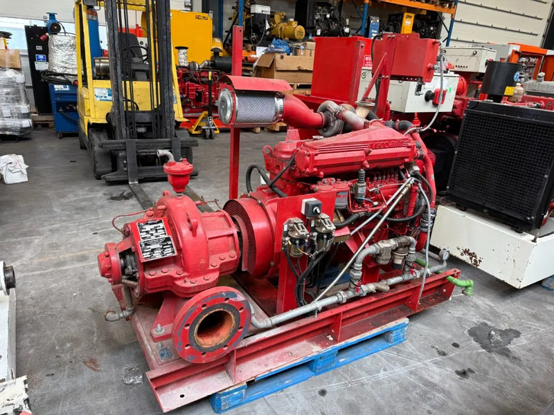 Iveco 8061 SRI 41.00 Armstrong Diesel Waterpomp 454 m3 / h 11 Bar 207 hours ! - Water pump: picture 2 Iveco 8061 SRI 41.00 Armstrong Diesel Waterpomp 454 m3 / h 11 Bar 207 hours ! - Water pump: picture 2