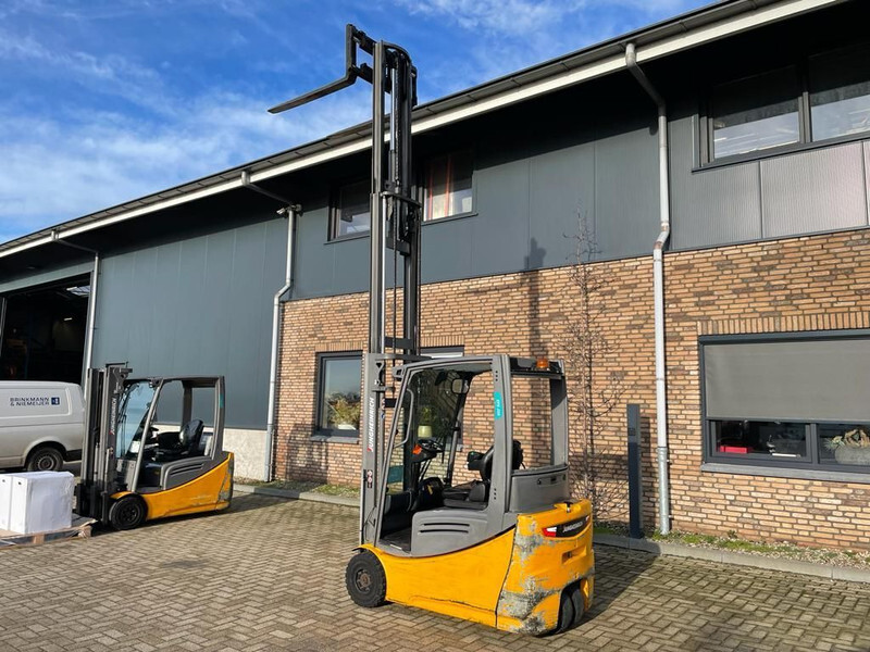 Jungheinrich EFG 216 Elektra 1.6 ton Triplex Freelift Sideshift Elektra Heftruck - Electric forklift: picture 2 Jungheinrich EFG 216 Elektra 1.6 ton Triplex Freelift Sideshift Elektra Heftruck - Electric forklift: picture 2