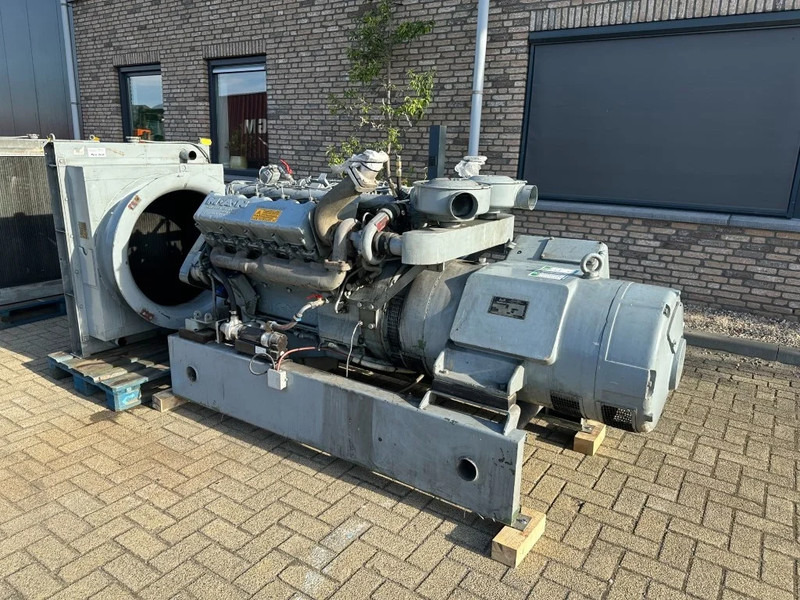 MAN D2858 MT AvK 250 kVA Noodstroom generatorset ex Emergency - Generator set: picture 3 MAN D2858 MT AvK 250 kVA Noodstroom generatorset ex Emergency - Generator set: picture 3