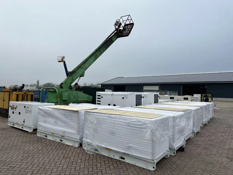 Perkins 1104C-44TAG2 Leroy Somer 110 kVA Silent generatorset LOADSHARING / SYNCHRONISING TO GRID - Generator set: picture 2 Perkins 1104C-44TAG2 Leroy Somer 110 kVA Silent generatorset LOADSHARING / SYNCHRONISING TO GRID - Generator set: picture 2