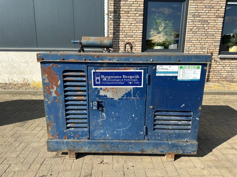Perkins 130.13 Mecc Alte Spa 10 kVA Silent generatorset - Generator set: picture 1 Perkins 130.13 Mecc Alte Spa 10 kVA Silent generatorset - Generator set: picture 1