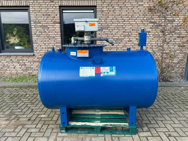 STOKVIS Kiwa 1200 liter Dieseltank - Shipping container: picture 1 STOKVIS Kiwa 1200 liter Dieseltank - Shipping container: picture 1
