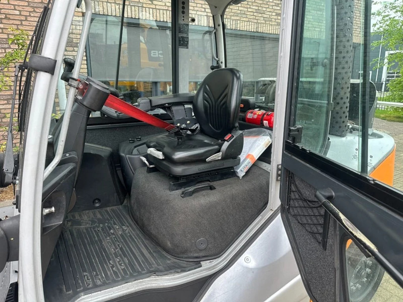 LPG forklift Still RX 70-40 Duplex Sideshift 4 ton LPG Heftruck 2016: picture 18
