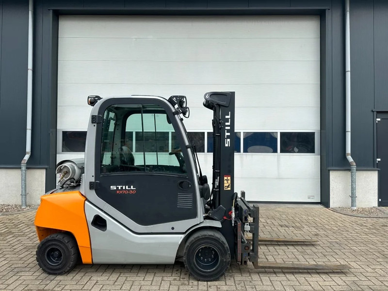 Still RX70-30T 3 ton Duplex Freelift Sideshift Positioner Vorkenversteller LPG Heftruck 2017 - LPG forklift: picture 2 Still RX70-30T 3 ton Duplex Freelift Sideshift Positioner Vorkenversteller LPG Heftruck 2017 - LPG forklift: picture 2