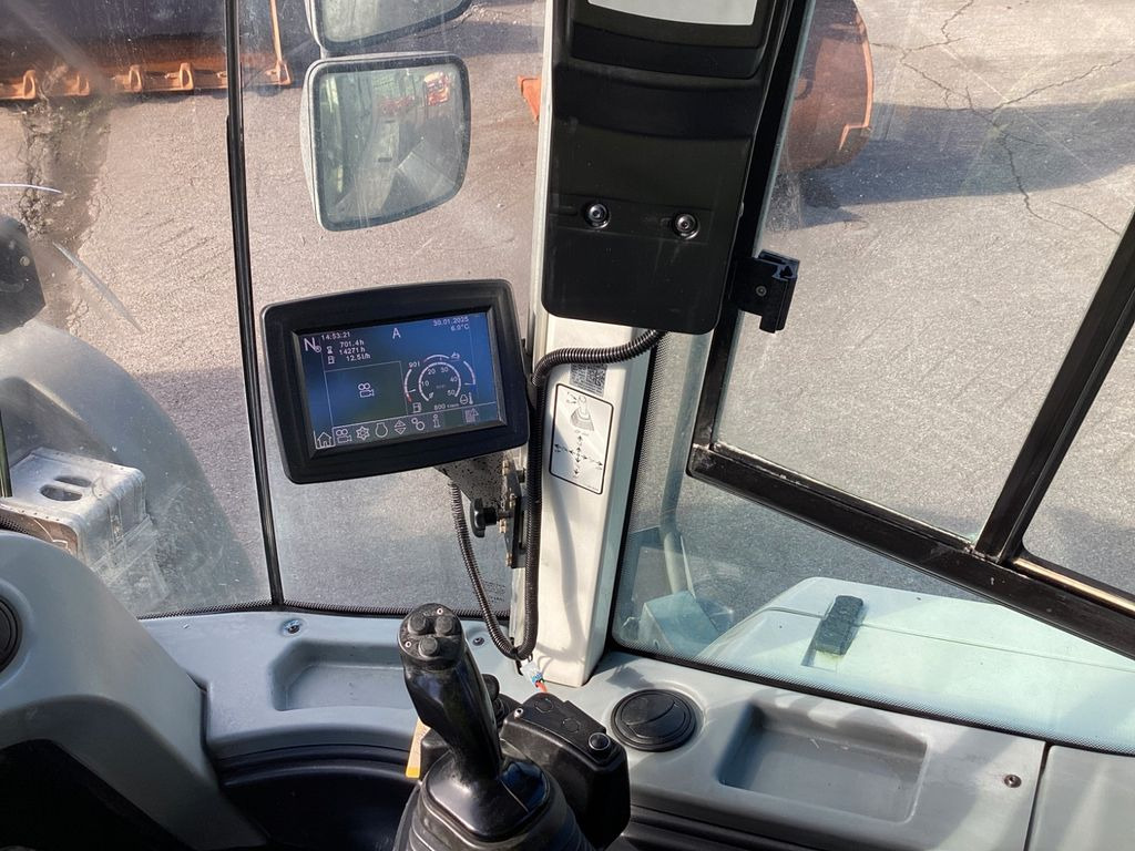 Wheel loader Liebherr L580 Xpower IV Zentralschmierung 5,4 kubik Schau: picture 9