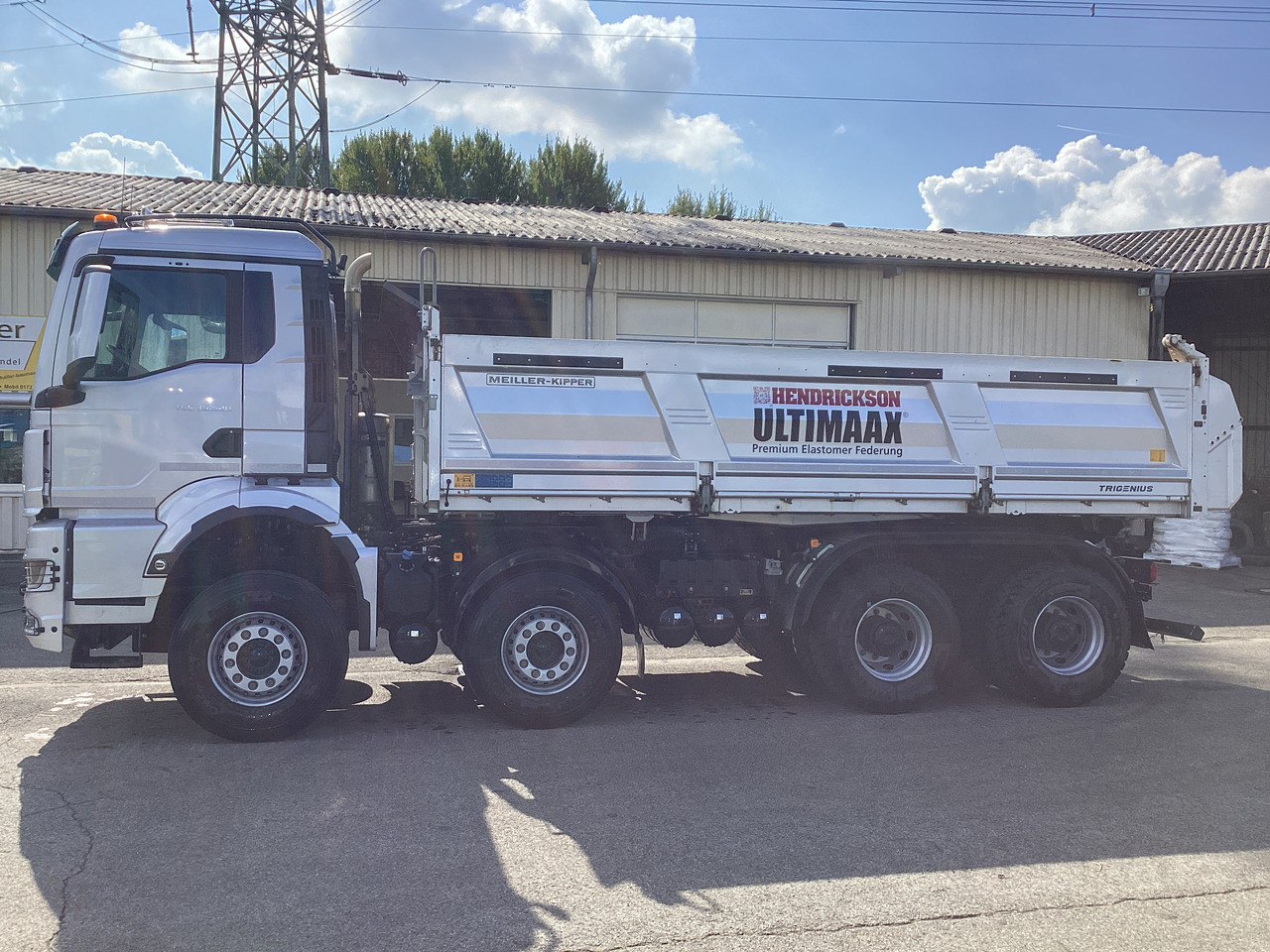 MAN TGS 35.520 8×4 BB Hendrickson - Tipper: picture 4 MAN TGS 35.520 8×4 BB Hendrickson - Tipper: picture 4