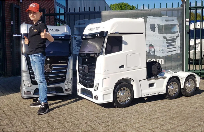 Scania 770ST V8 NGS SCANIA S770 - Tractor unit: picture 2 Scania 770ST V8 NGS SCANIA S770 - Tractor unit: picture 2