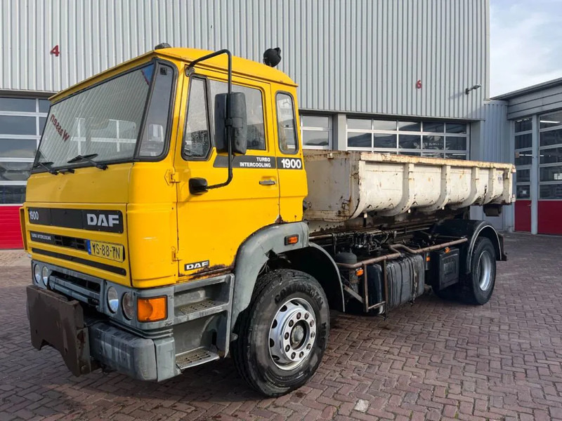DAF 1900 F HAAKARM - Container transporter/ Swap body truck: picture 3 DAF 1900 F HAAKARM - Container transporter/ Swap body truck: picture 3