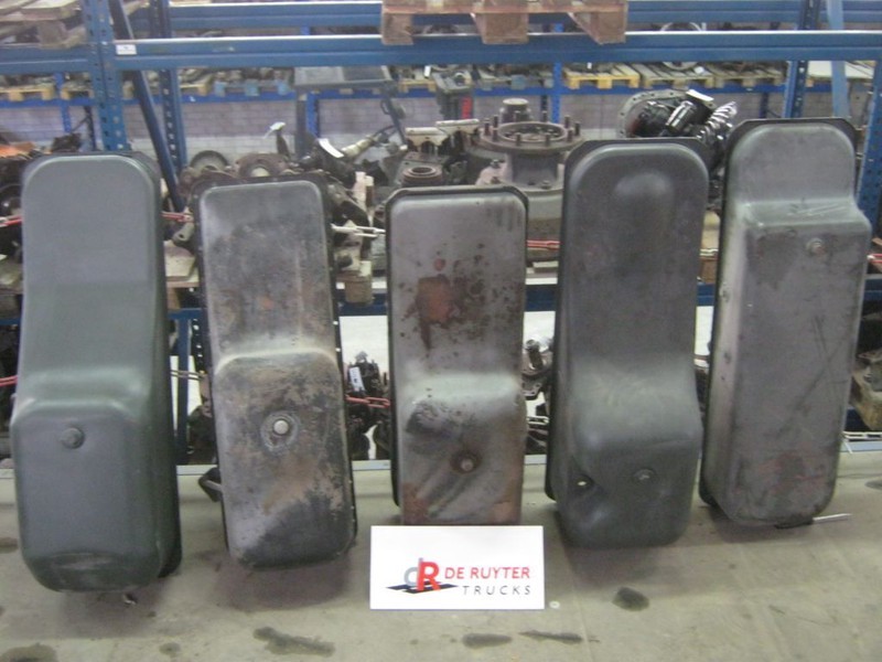 DAF CARTERPAN EN MOTORDEKSEL - Oil pan for Truck: picture 1 DAF CARTERPAN EN MOTORDEKSEL - Oil pan for Truck: picture 1