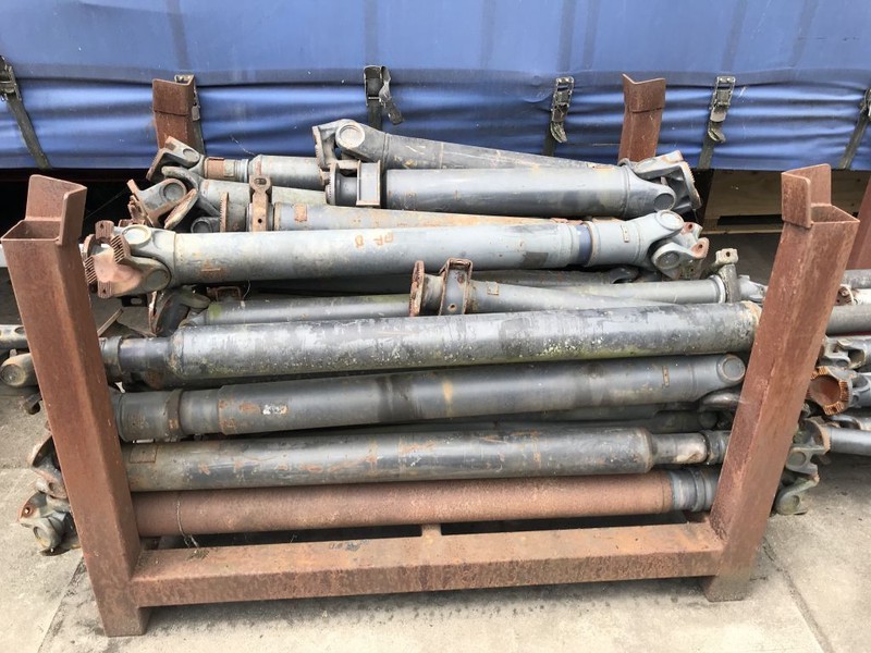 DAF Diverse aandrijfassen DAF - Drive shaft for Truck: picture 4 DAF Diverse aandrijfassen DAF - Drive shaft for Truck: picture 4