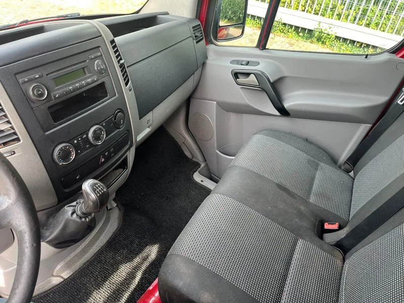 Panel van Mercedes-Benz Sprinter 313 CDI L2H1: picture 16