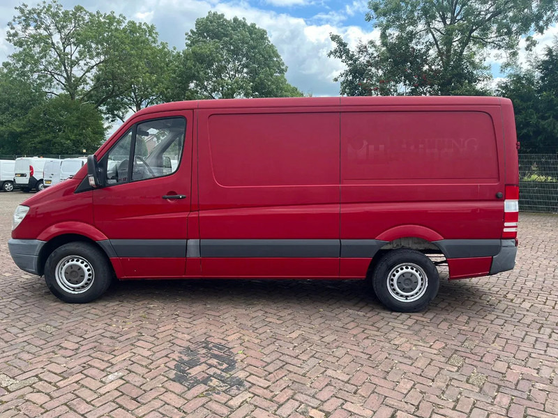 Mercedes-Benz Sprinter 313 L2H1 - Panel van: picture 4 Mercedes-Benz Sprinter 313 L2H1 - Panel van: picture 4
