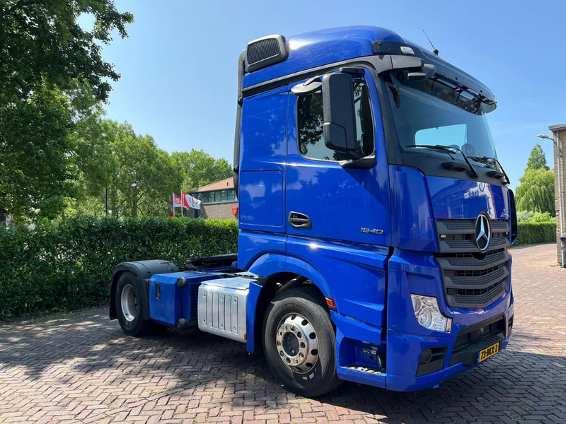 Mercedes-Benz Actros 1940 - Tractor unit: picture 5 Mercedes-Benz Actros 1940 - Tractor unit: picture 5