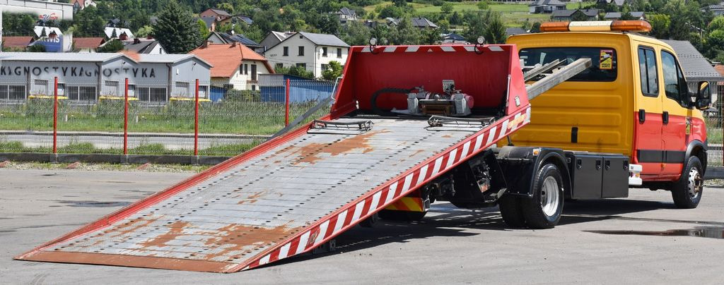 Tow truck Iveco DAILY 70C17 Abschleppwagen 4,90m * TOPZUSTAND!: picture 8 Tow truck Iveco DAILY 70C17 Abschleppwagen 4,90m * TOPZUSTAND!: picture 8