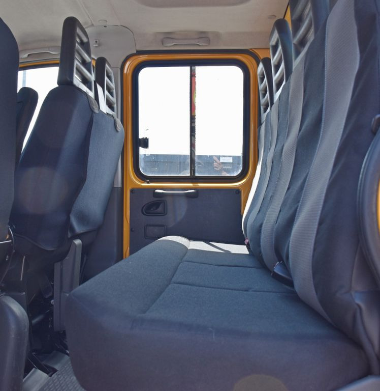 Tow truck Iveco DAILY 70C17 Abschleppwagen 4,90m * TOPZUSTAND!: picture 15 Tow truck Iveco DAILY 70C17 Abschleppwagen 4,90m * TOPZUSTAND!: picture 15