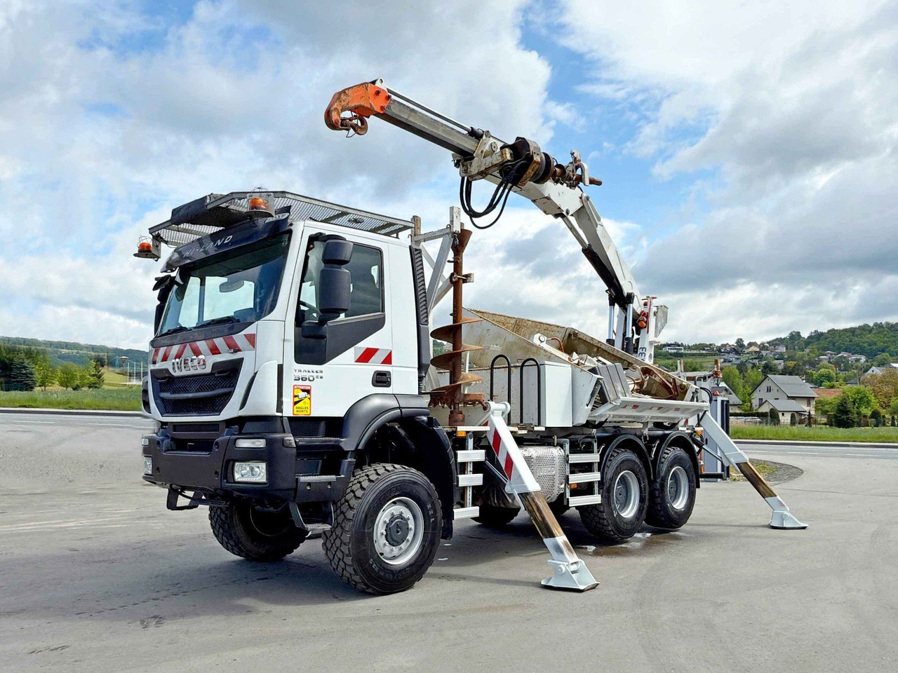 Iveco TRAKKER 360 * RUSA TA 65.33 + FUNK * 6x6 - Crane truck: picture 4 Iveco TRAKKER 360 * RUSA TA 65.33 + FUNK * 6x6 - Crane truck: picture 4