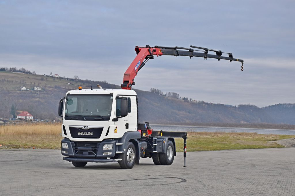 MAN TGS 18.500 Sattelzugmaschine + KRAN /FUNK - Crane truck: picture 2 MAN TGS 18.500 Sattelzugmaschine + KRAN /FUNK - Crane truck: picture 2