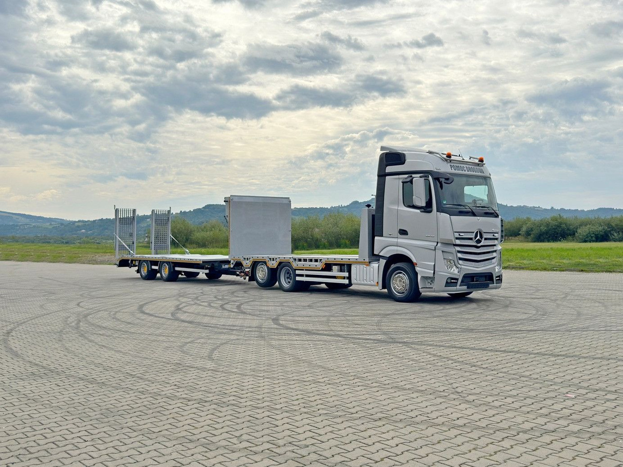 Mercedes-Benz ACTROS 2542 *ABSCHLEPPWAGEN 8,50m+Anhänger 7,32m - Tow truck: picture 2 Mercedes-Benz ACTROS 2542 *ABSCHLEPPWAGEN 8,50m+Anhänger 7,32m - Tow truck: picture 2