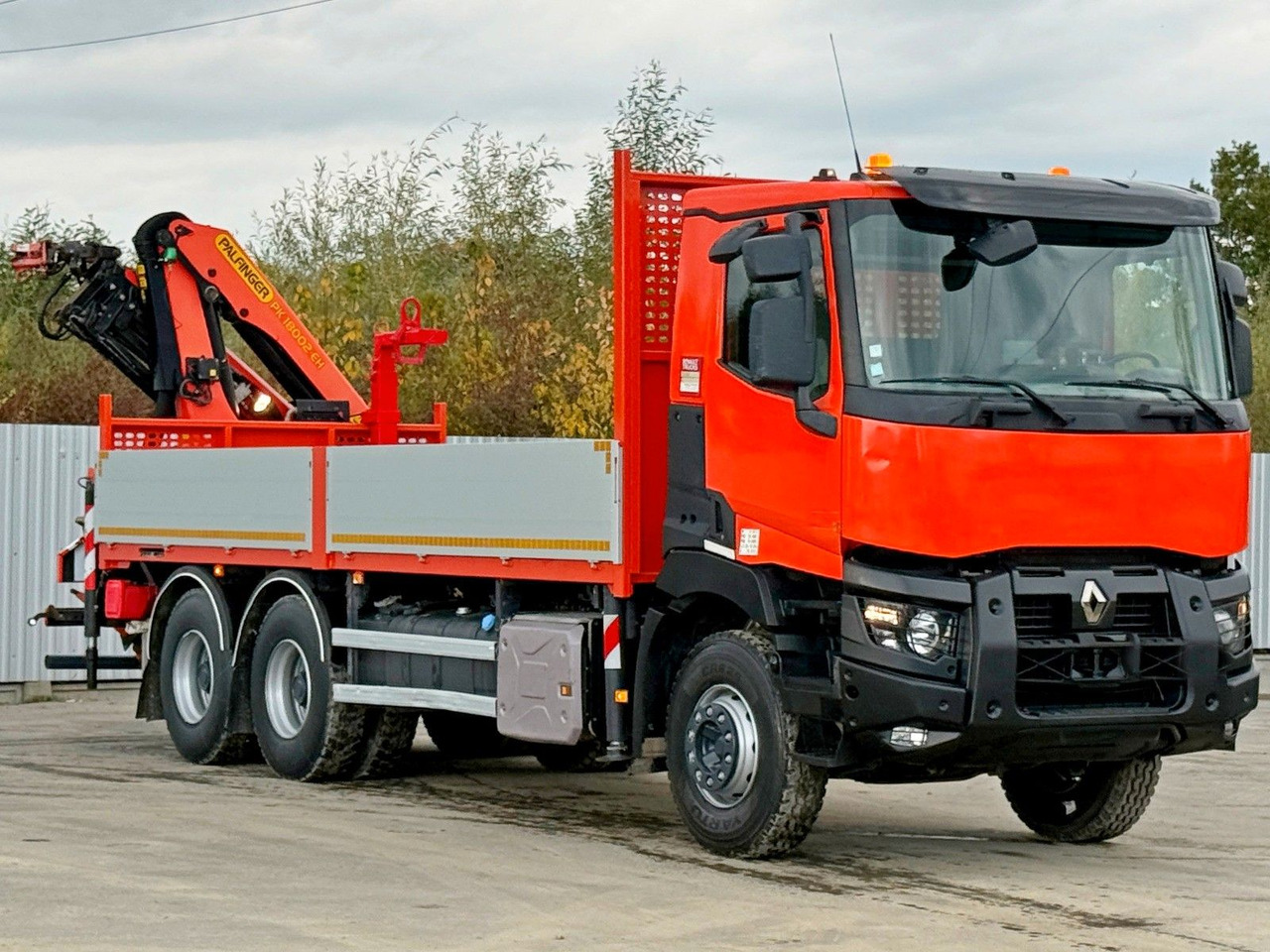 Renault C430 * PALFINGER PK 18002 - EHC + FUNK/ 6x4 - Crane truck: picture 4 Renault C430 * PALFINGER PK 18002 - EHC + FUNK/ 6x4 - Crane truck: picture 4