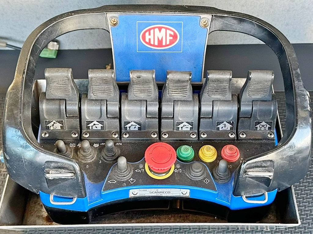 Crane truck Scania P250* FAHRGESTEL 4,30* HMF 635 K2/FUNK* TOP: picture 10