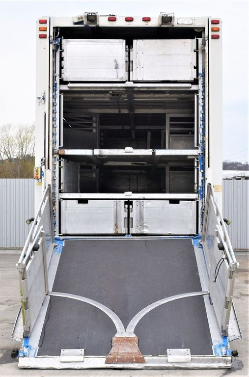 Scania R 500 TIERTRANSPORTWAGEN 7,10m / 4STOCK Scania R 500 TIERTRANSPORTWAGEN 7,10m / 4STOCK - Livestock truck: picture 4 Scania R 500 TIERTRANSPORTWAGEN 7,10m / 4STOCK Scania R 500 TIERTRANSPORTWAGEN 7,10m / 4STOCK - Livestock truck: picture 4