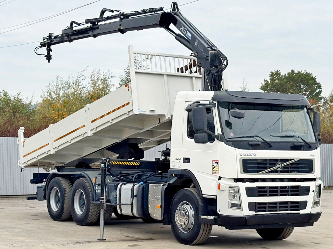 Volvo FM 400 Kipper 6,20m * HIAB 144 B-3 HIDUO* 6x4 - Tipper: picture 2 Volvo FM 400 Kipper 6,20m * HIAB 144 B-3 HIDUO* 6x4 - Tipper: picture 2
