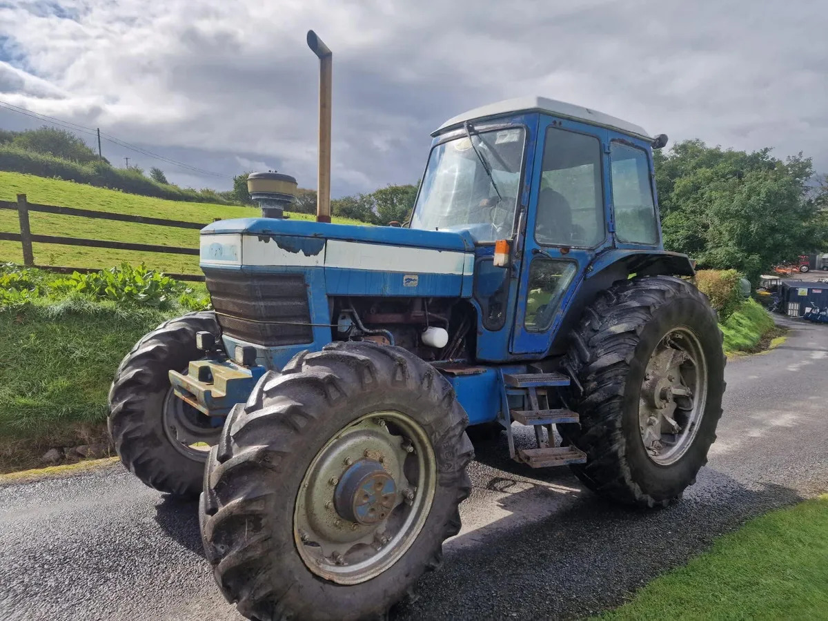 Farm tractor Ford TW15: picture 6