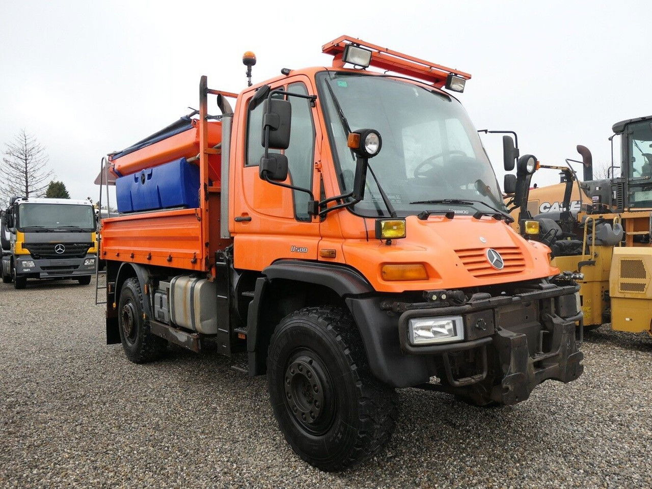 Mercedes-Benz Unimog U500 - Snow removal vehicle: picture 4 Mercedes-Benz Unimog U500 - Snow removal vehicle: picture 4