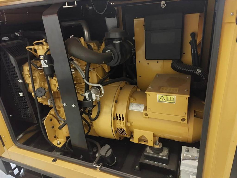 Cat DE33E0 - Construction machinery: picture 4 Cat DE33E0 - Construction machinery: picture 4