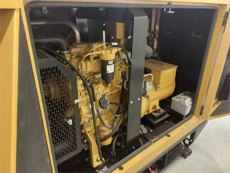 Cat DE33E0 - Construction machinery: picture 3 Cat DE33E0 - Construction machinery: picture 3