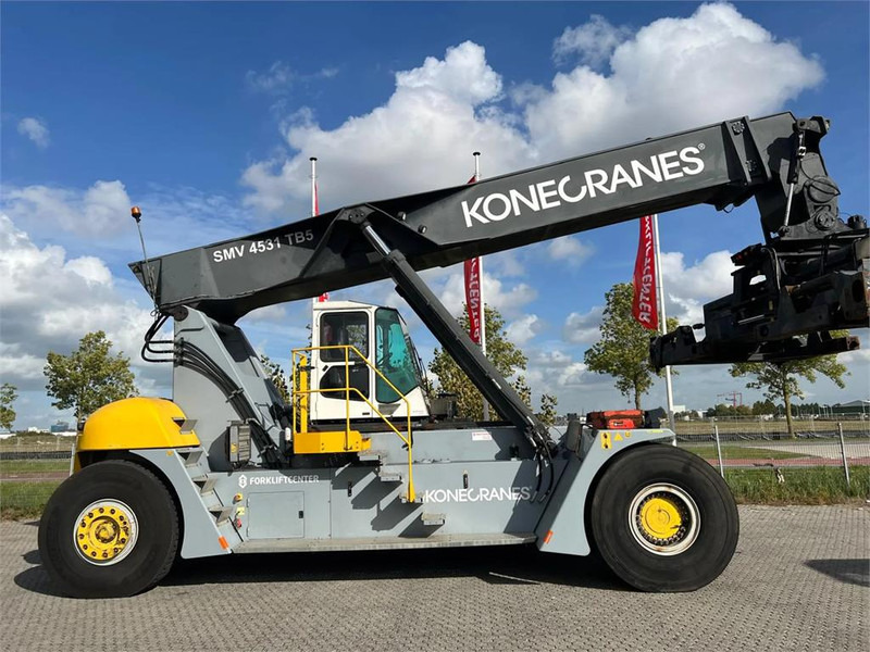 KONECRANES SMV 4531 TB5 - Reach stacker: picture 1 KONECRANES SMV 4531 TB5 - Reach stacker: picture 1