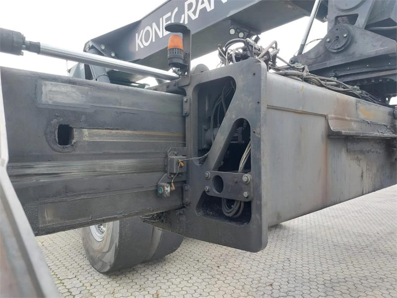 Reach stacker KONECRANES SMV 4532 TC5: picture 12