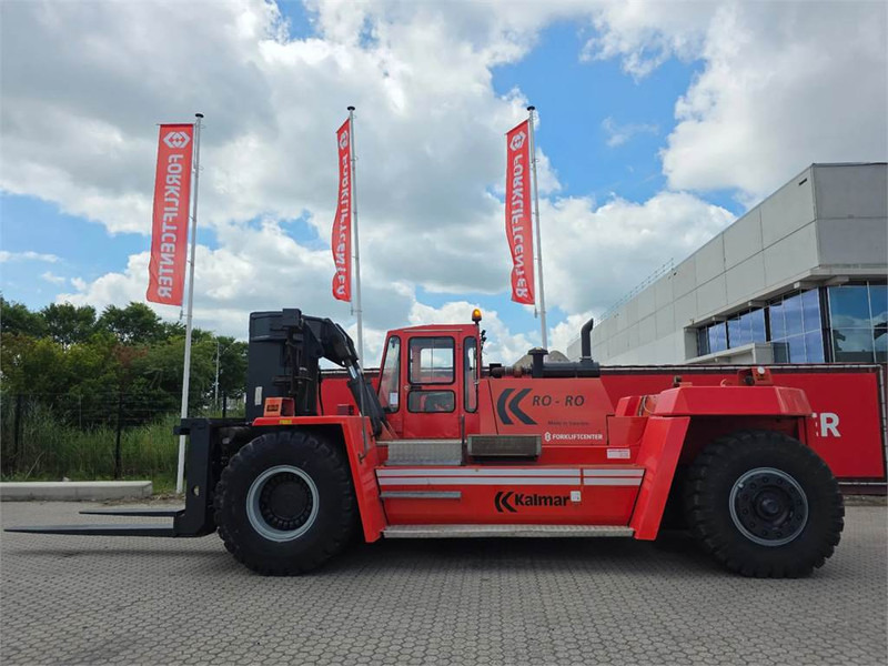 Kalmar DCB32 RoRo - Diesel forklift: picture 4 Kalmar DCB32 RoRo - Diesel forklift: picture 4