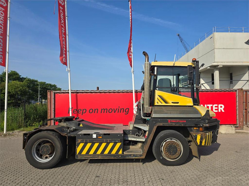 Terberg RT223 4x4 - Terminal tractor: picture 3 Terberg RT223 4x4 - Terminal tractor: picture 3