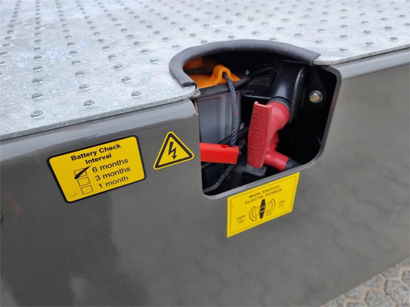 Terminal tractor Terberg YT220: picture 14