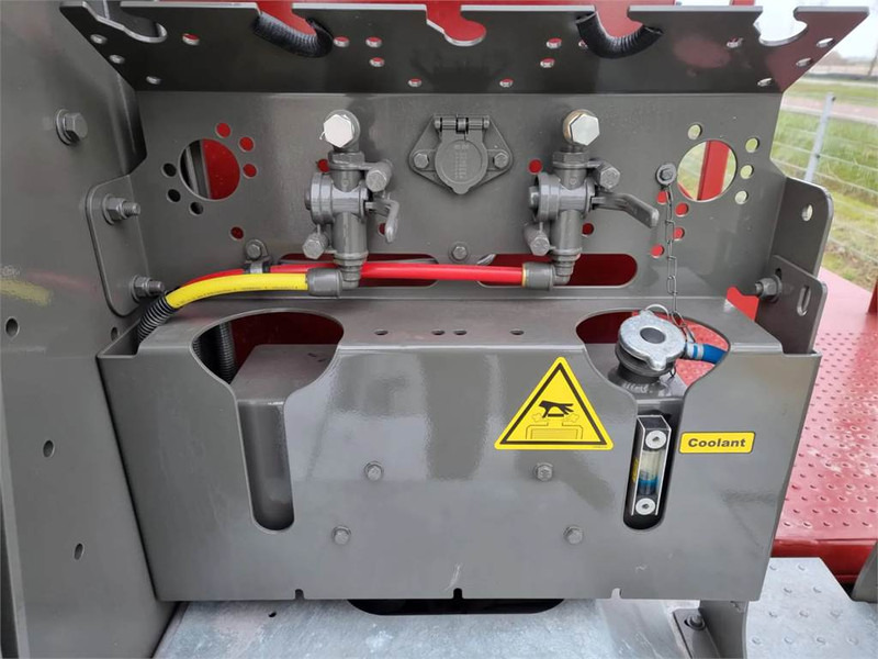 Terminal tractor Terberg YT220: picture 13