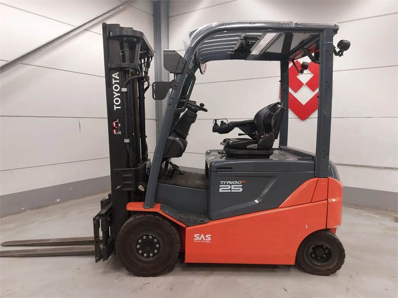 Toyota 8FBMKT25 - Electric forklift: picture 2 Toyota 8FBMKT25 - Electric forklift: picture 2