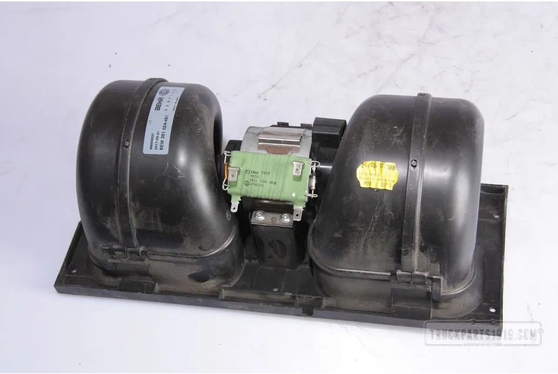 DAF 1672646 Kachel ventilator DAF XF - Heating/ Ventilation for Truck: picture 1 DAF 1672646 Kachel ventilator DAF XF - Heating/ Ventilation for Truck: picture 1