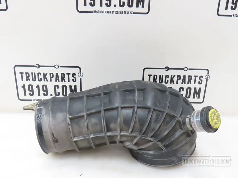 DAF 1901317 Luchtpijp inlaat CF - Air intake system for Truck: picture 1 DAF 1901317 Luchtpijp inlaat CF - Air intake system for Truck: picture 1