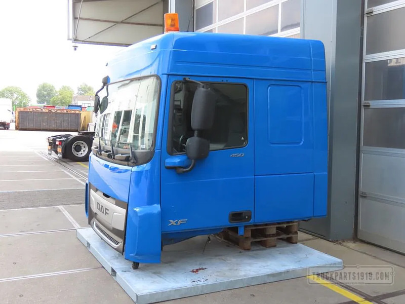 DAF Cabine XF Space Cab - Cab and interior for Truck: picture 2 DAF Cabine XF Space Cab - Cab and interior for Truck: picture 2