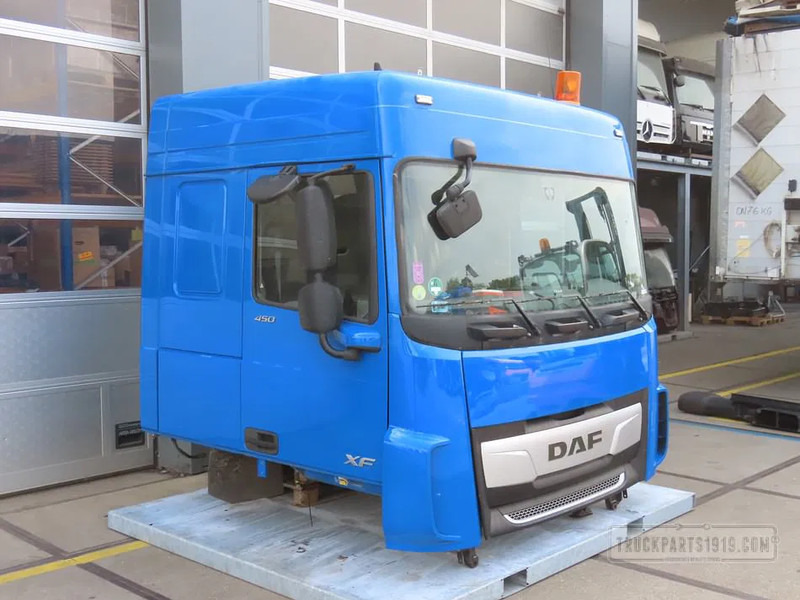 DAF Cabine XF Space Cab - Cab and interior for Truck: picture 3 DAF Cabine XF Space Cab - Cab and interior for Truck: picture 3