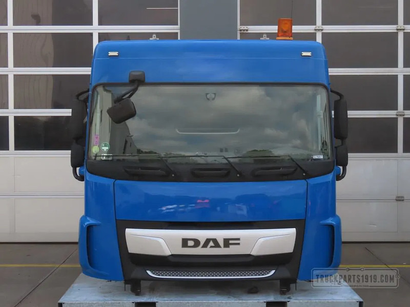DAF Cabine XF Space Cab - Cab and interior for Truck: picture 1 DAF Cabine XF Space Cab - Cab and interior for Truck: picture 1