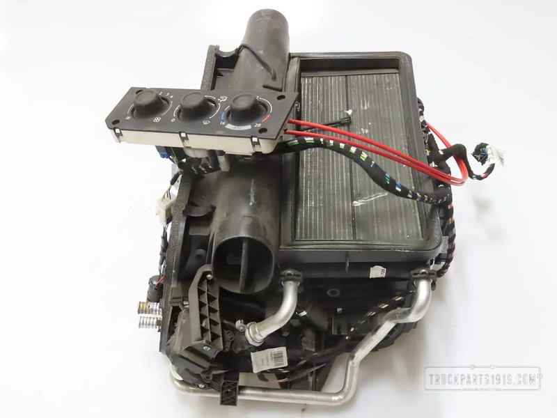 DAF Heating, Ventilation & AC Kachel unit DAF CF - Heating/ Ventilation for Truck: picture 2 DAF Heating, Ventilation & AC Kachel unit DAF CF - Heating/ Ventilation for Truck: picture 2
